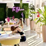 Отель Blumen 2*