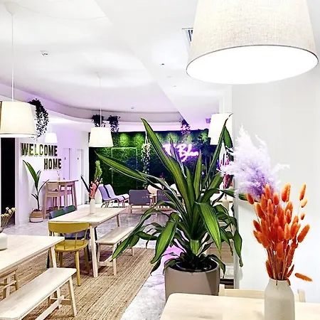 Blumen Hotel