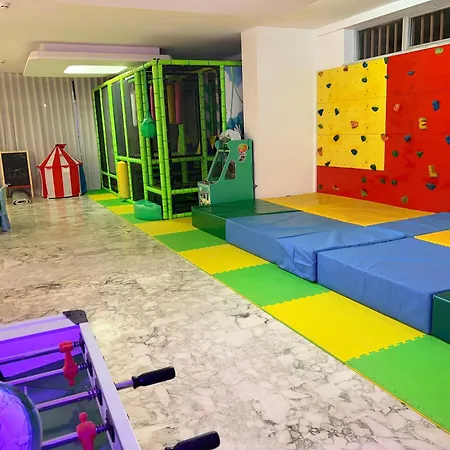 Blumen سان بنيديتّو ديل ترونتو